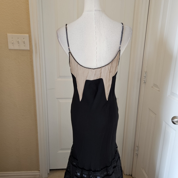 Max Azria Couture Black Illusion Mermaid Gown – Elegant Evening Statement - Picture 9 of 16